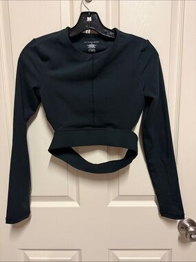 All Things Golden Black Long-Sleeve Cutout Crop Top